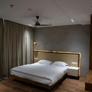 Hotel Royal Holidays &